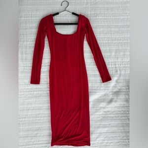 Elegant Red Long Sleeve Dress